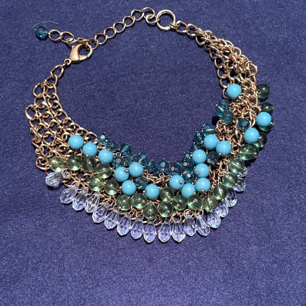 Blue green collar necklace with crystal beads perfect for summer wear!